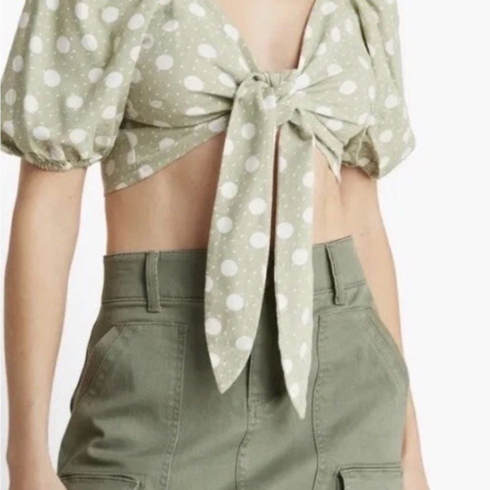 Vera Moda Dessert Sage/Snow‎ crop Top NWT Perfect condition!!